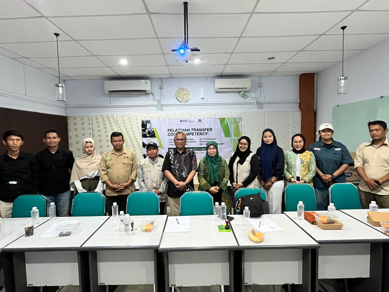 Sharing season Koperasi dengan mitra binaan TJSL Pupuk Kujang